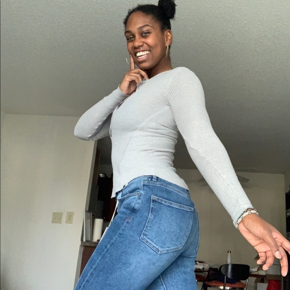 ❌SOLD❌ Free People One Of The Girls Henley Grey XS - Picture 3 of 10